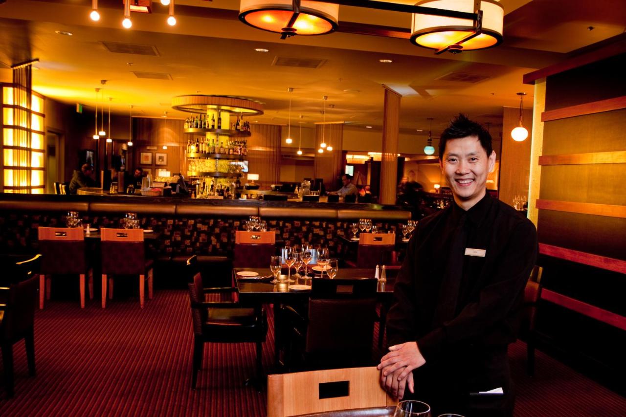  | Mirabeau Park Hotel