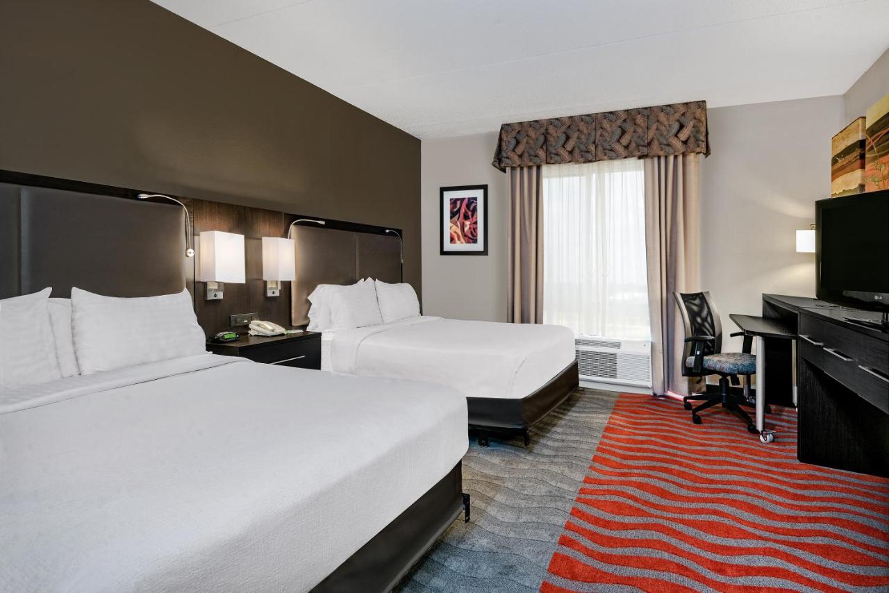 Standard Queen Room at Holiday Inn & Suites College Station - Aggieland by IHG