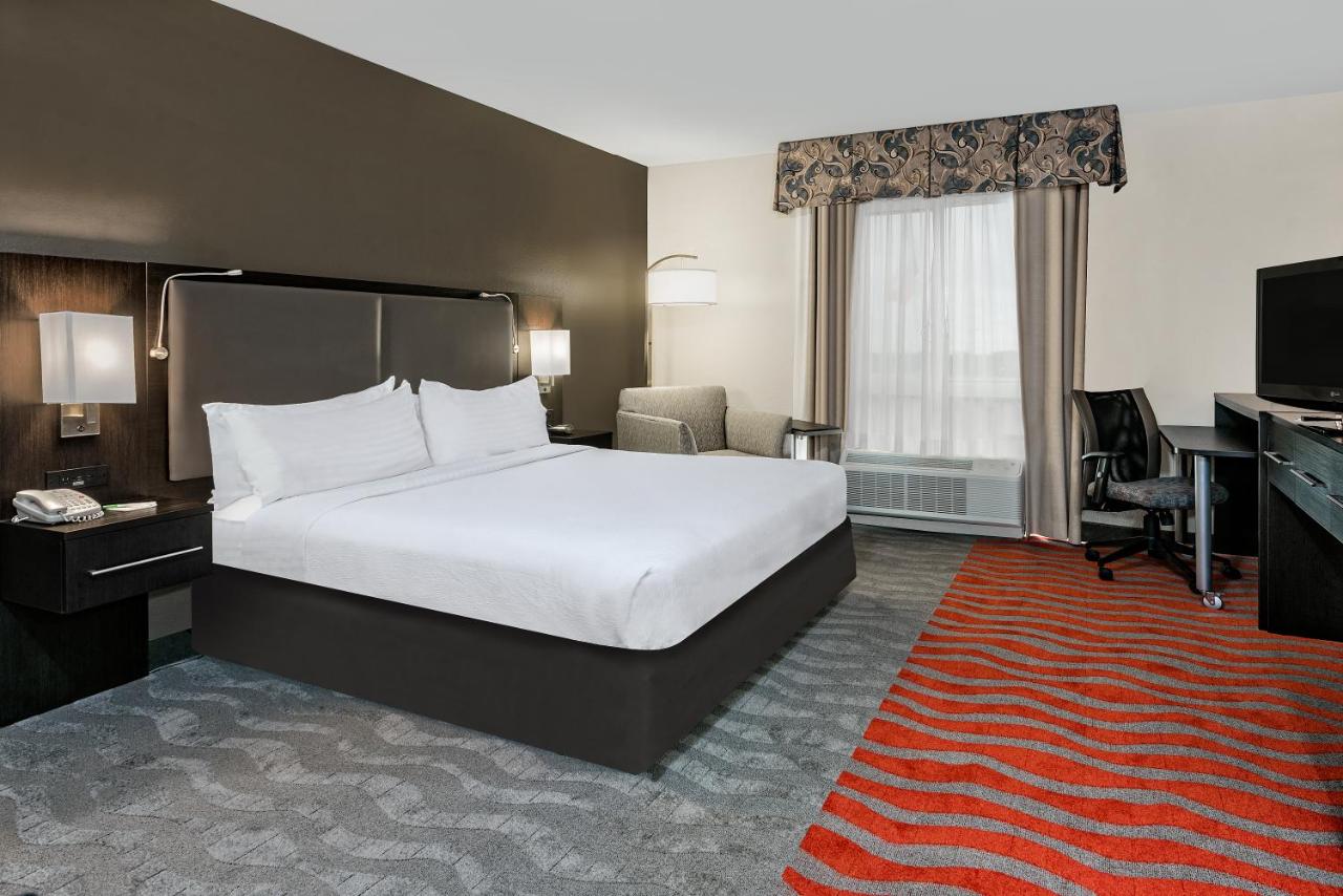 King Suite - Non-Smoking at Holiday Inn & Suites College Station - Aggieland by IHG