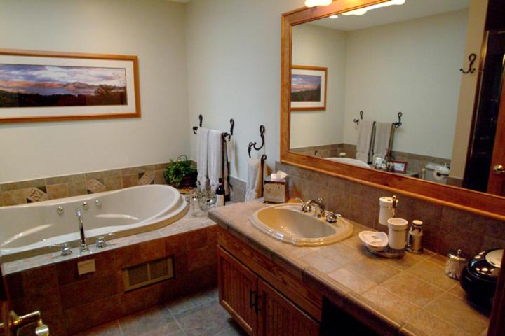 | Lake George Boathouse Waterfront Lodging