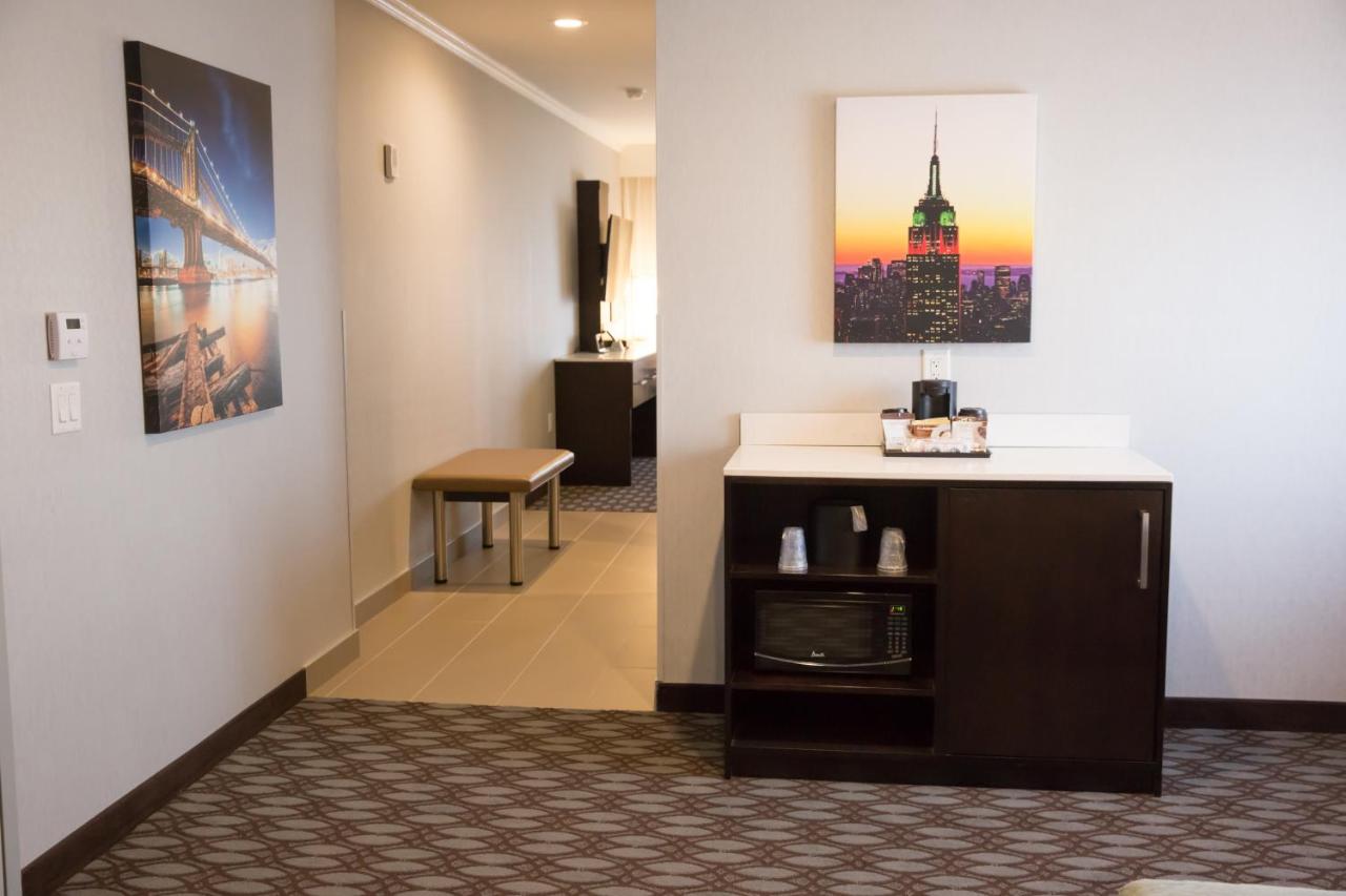  | Best Western Premier NYC Gateway Hotel