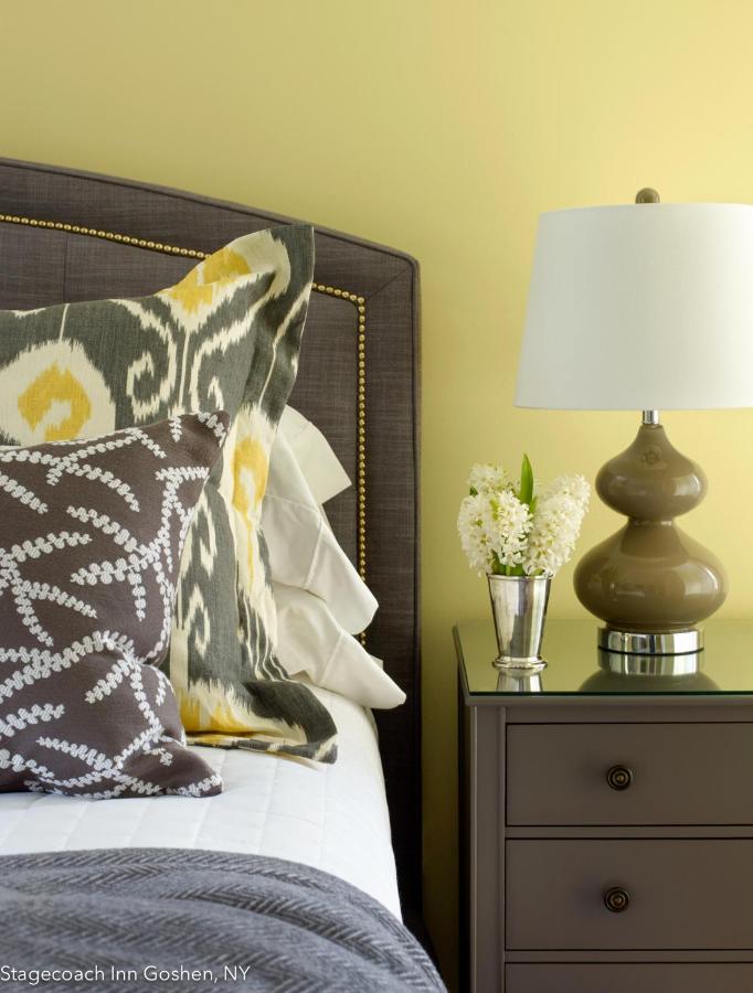 | Stagecoach Inn