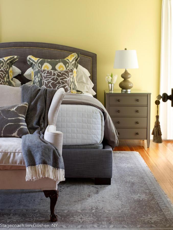 | Stagecoach Inn
