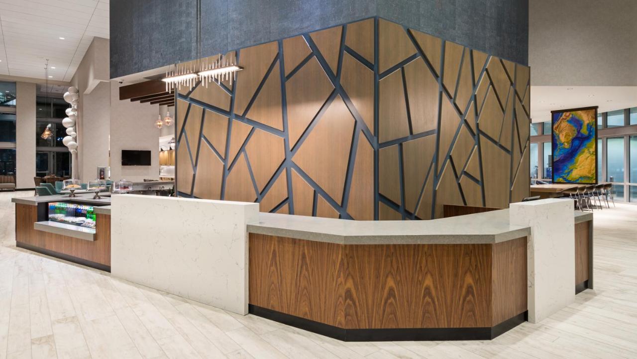 | Hyatt Place St. Petersburg/Downtown