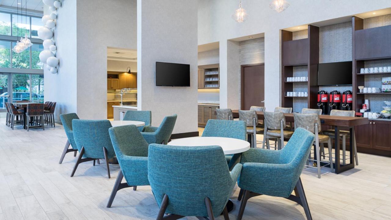 | Hyatt Place St. Petersburg/Downtown