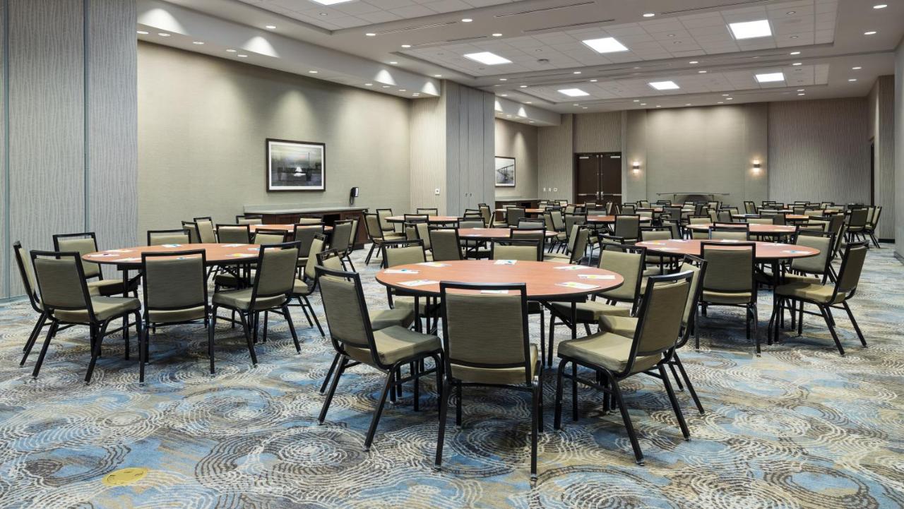 | Hyatt Place St. Petersburg/Downtown
