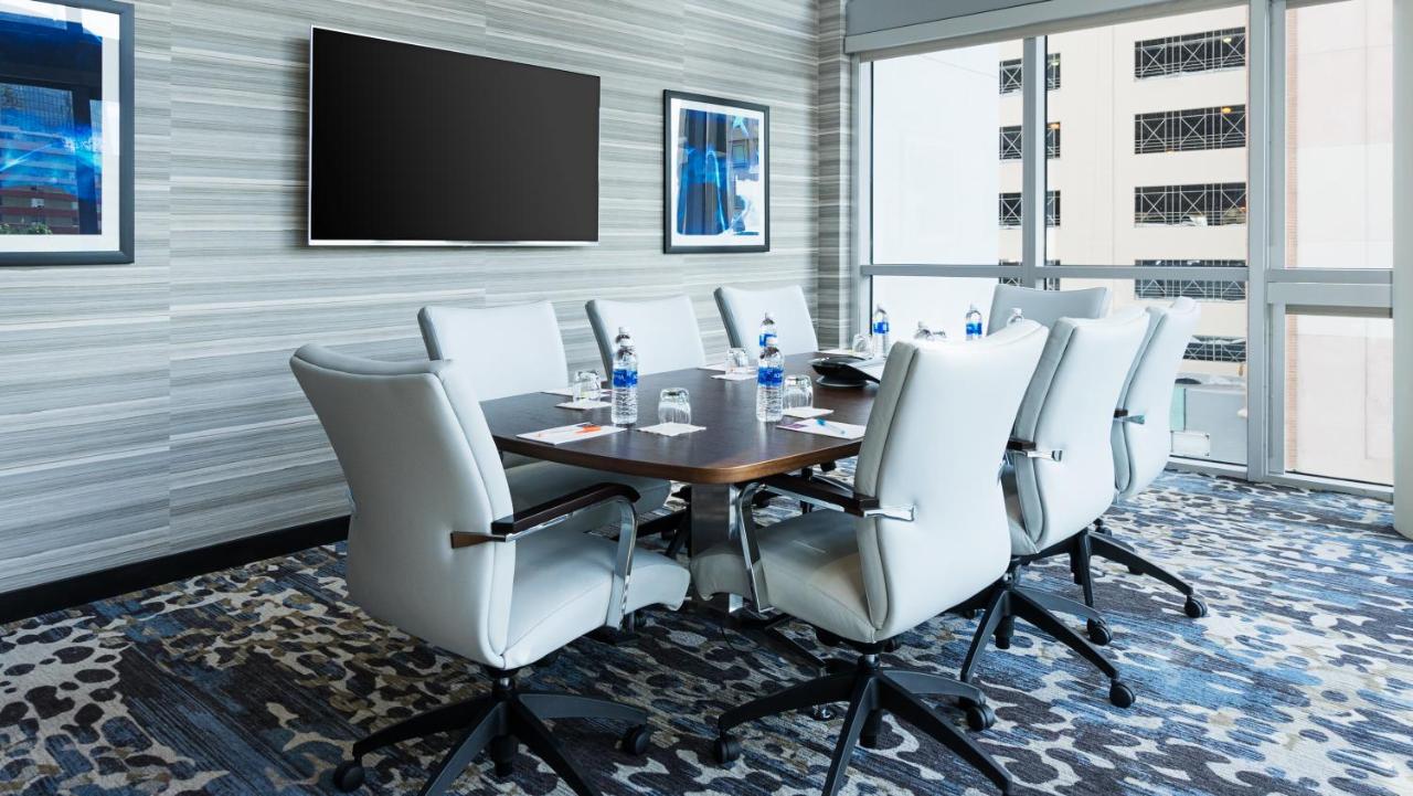 | Hyatt Place St. Petersburg/Downtown