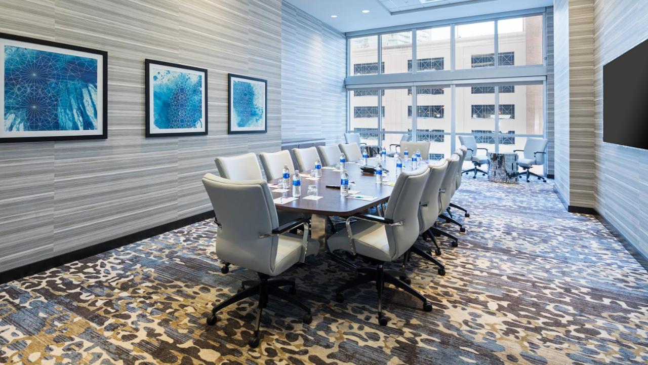 | Hyatt Place St. Petersburg/Downtown