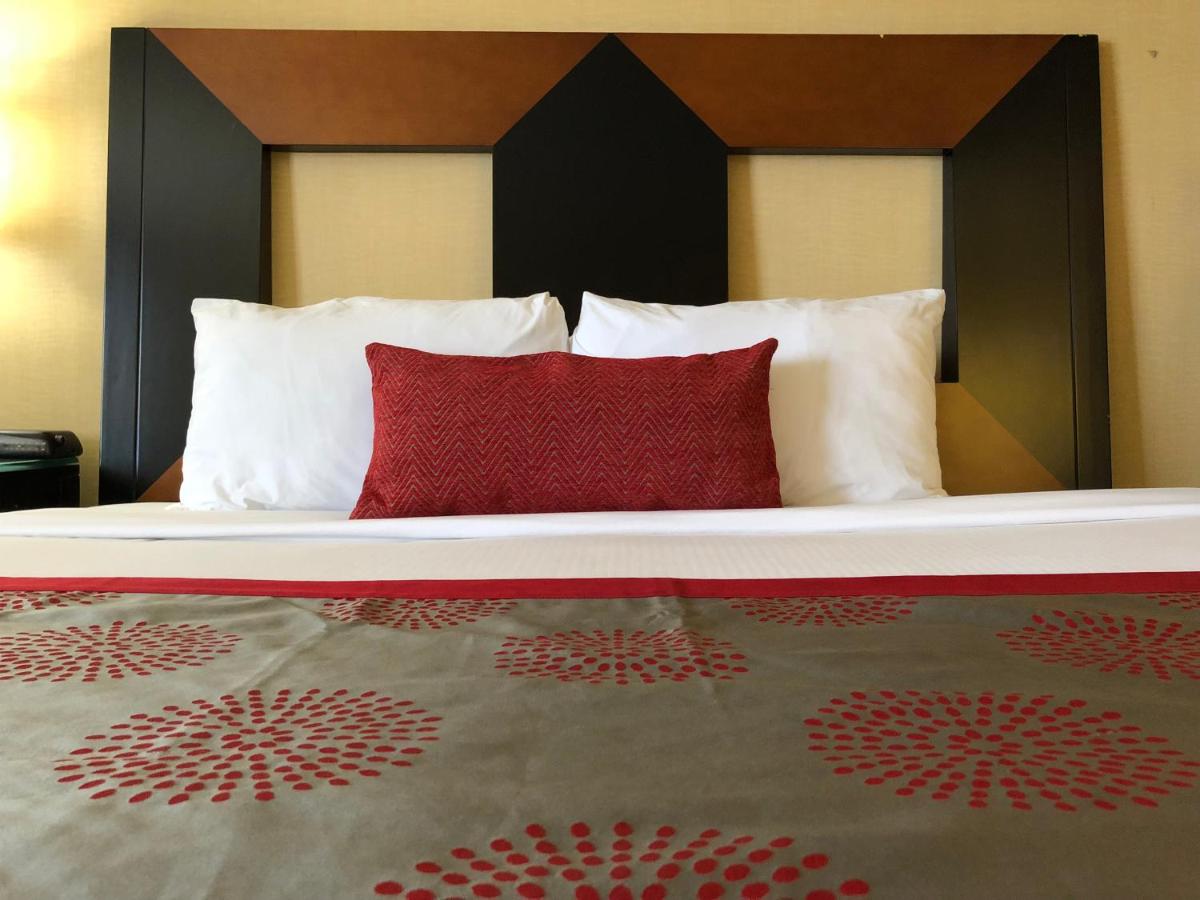 Double Room with Two Double Beds - Non-Smoking at Ramada by Wyndham San Diego National City