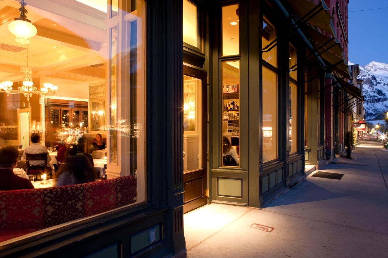 | New Sheridan Hotel