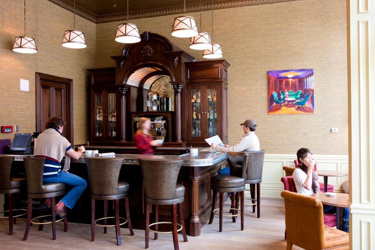 | New Sheridan Hotel