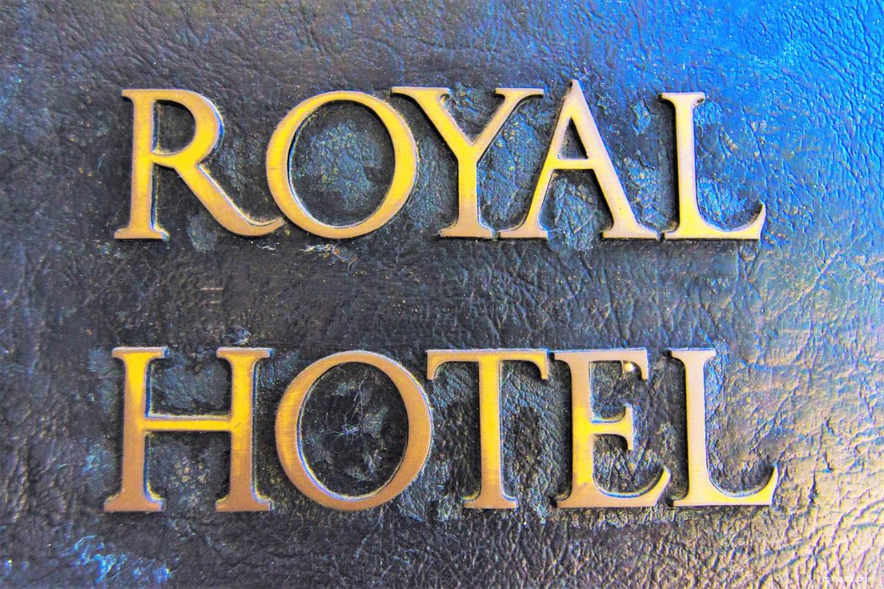  | Hotel Royal