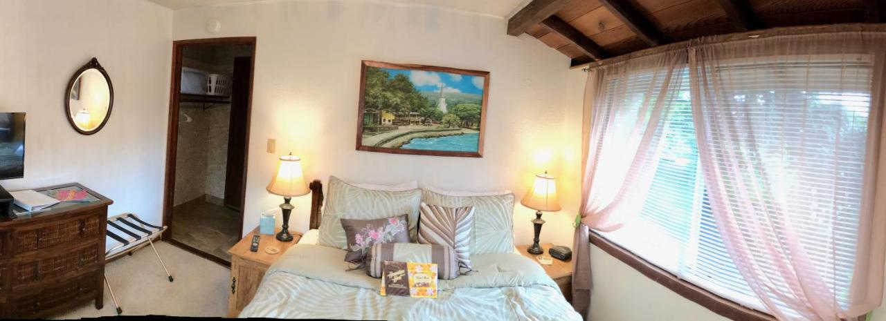 | Hale Maluhia Country Inn