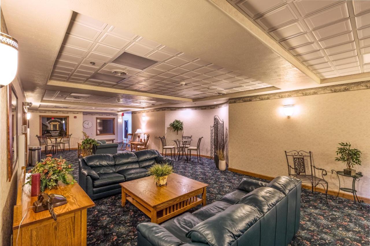  | Van Buren Hotel