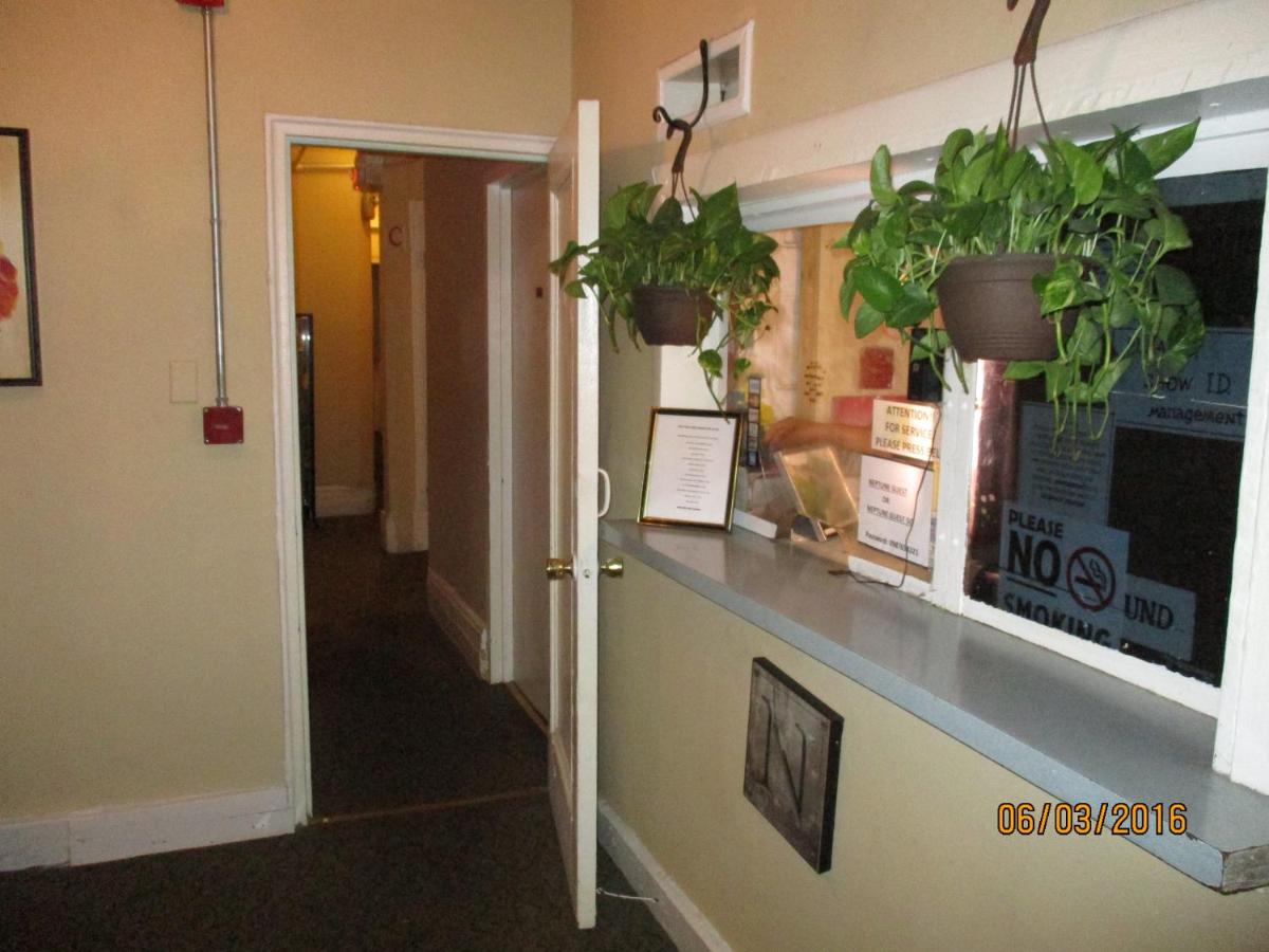 | Neptune Hotel