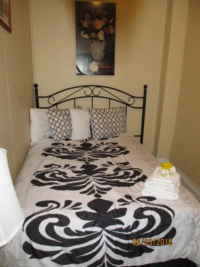 | Neptune Hotel