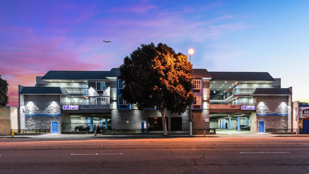 | Hollywood Inn Express LAX