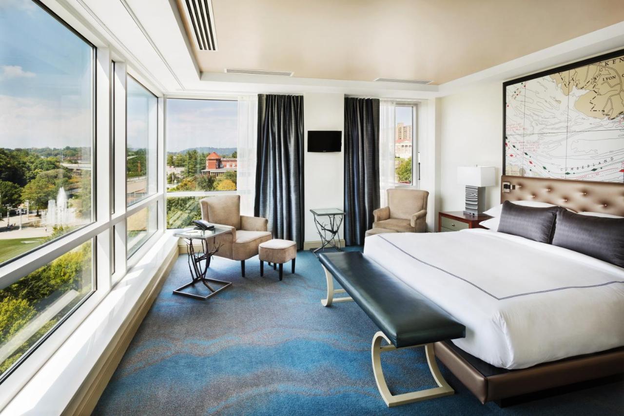 One-Bedroom Suite with City View at THE TENNESSEAN Hotel