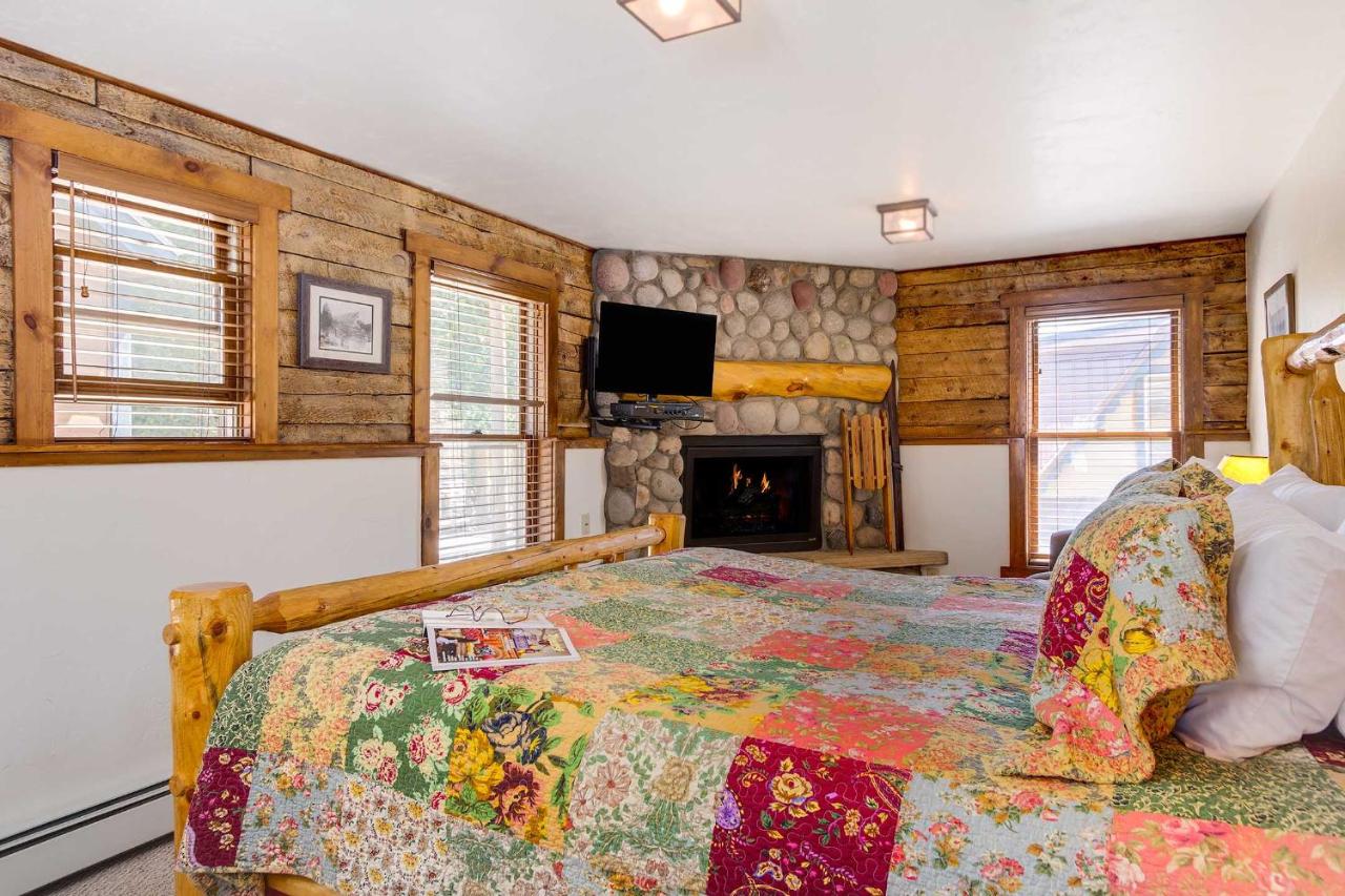 | Minturn Inn