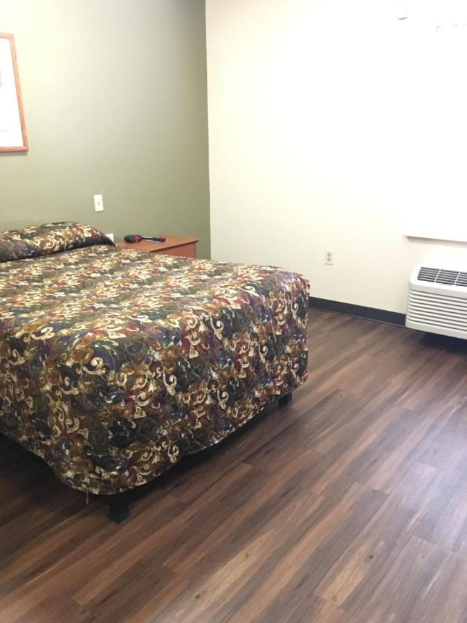 | Inland Suites Winchester