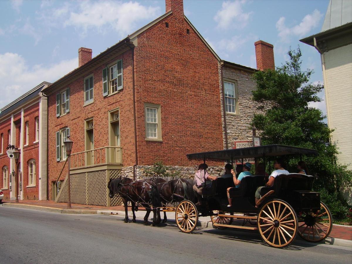 | A B&B at Llewellyn Lodge