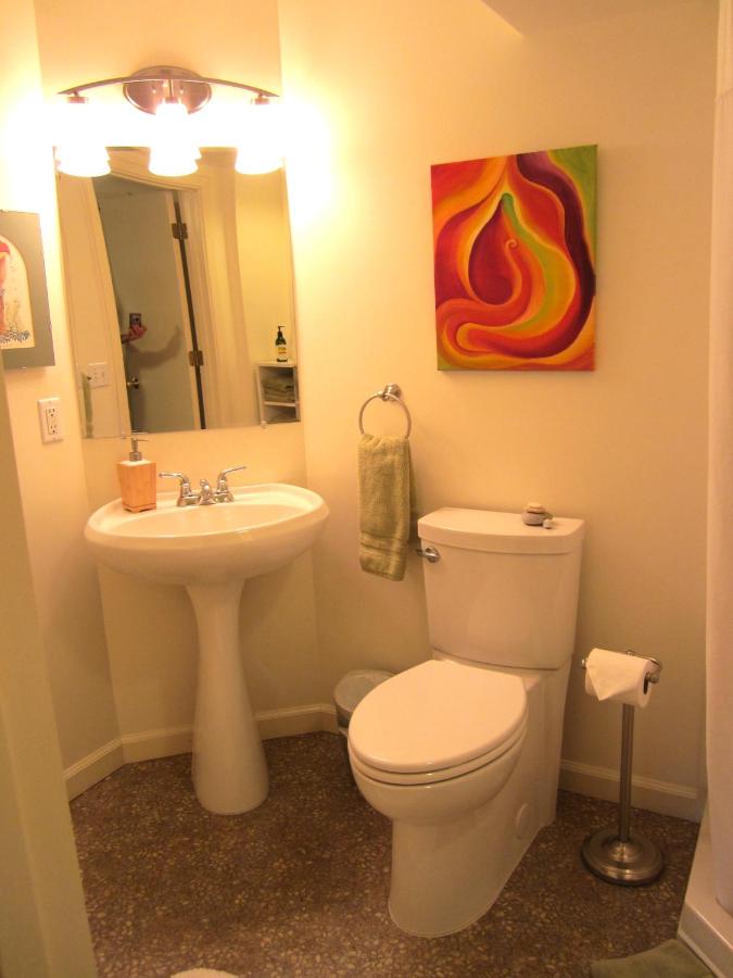 | Gardenside Bed and Breakfast
