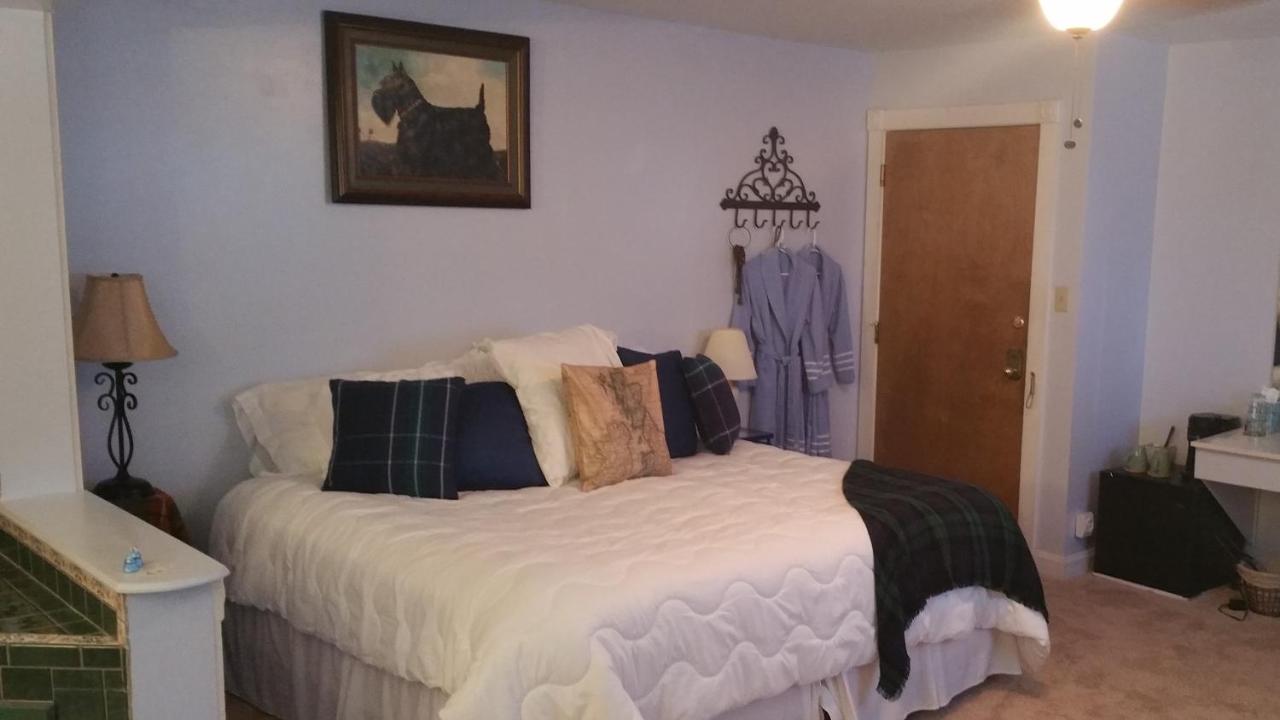  | Woodstock Inn Bed & Breakfast