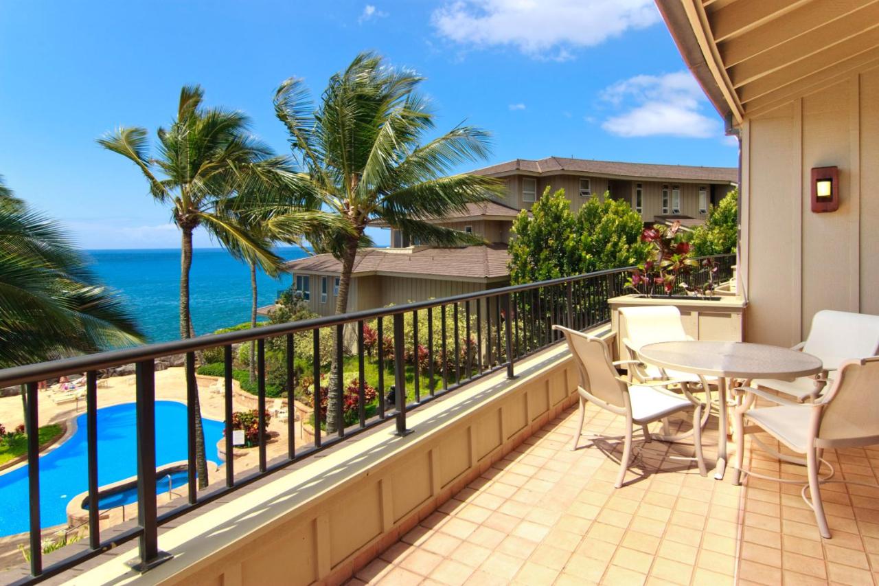 | Whalers Cove in Poipu