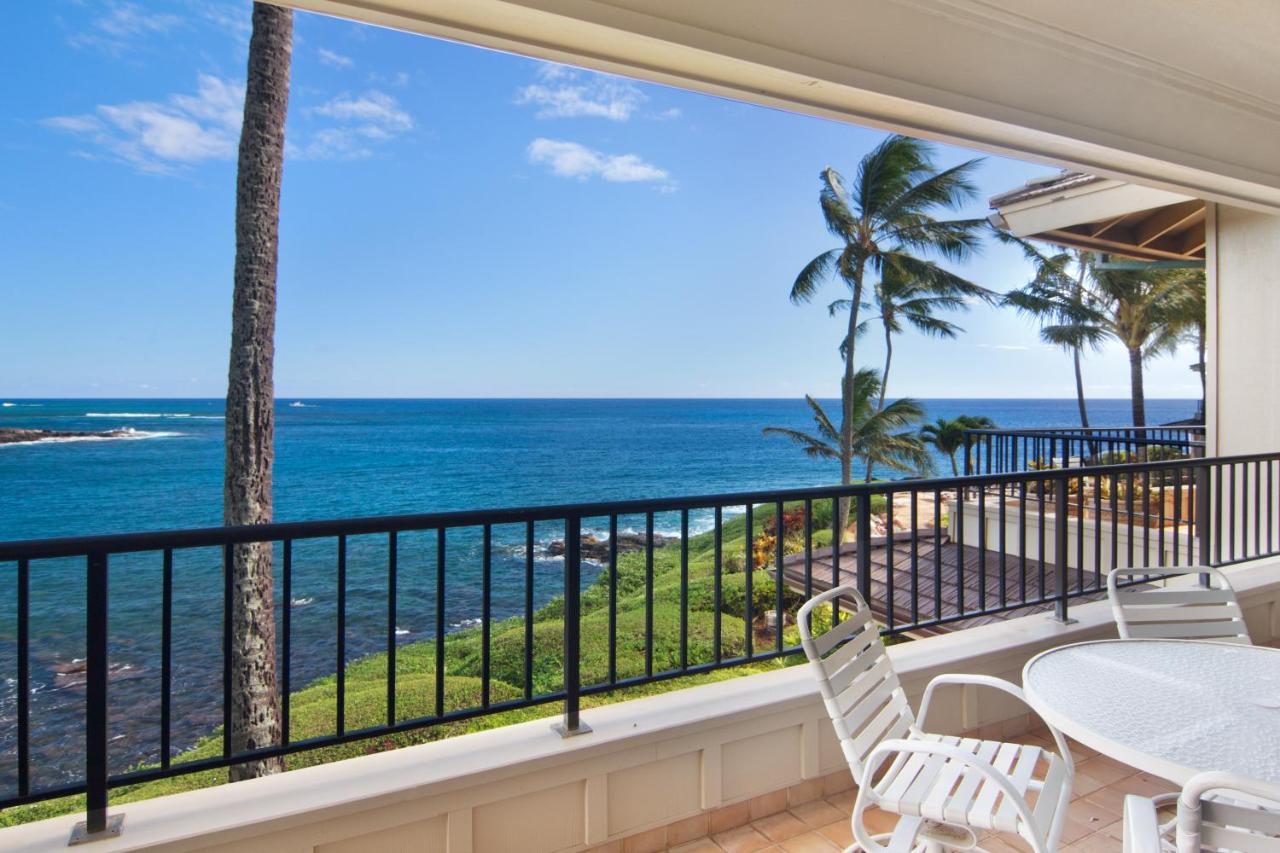 | Whalers Cove in Poipu