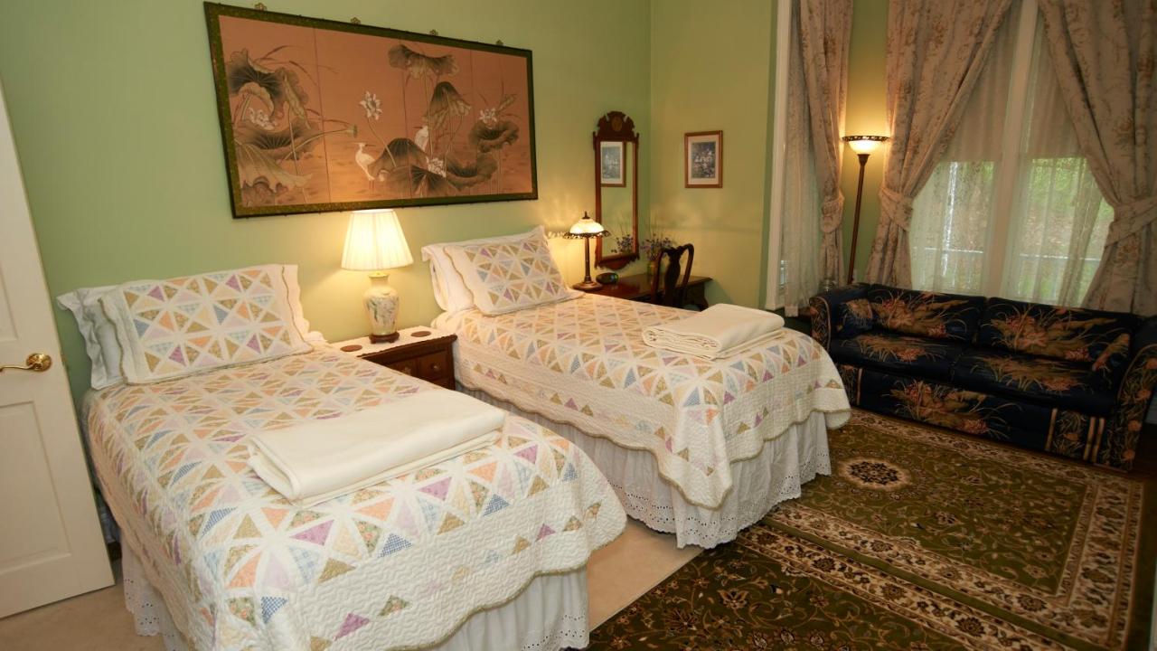 | Center Harbor Sutton House B & B
