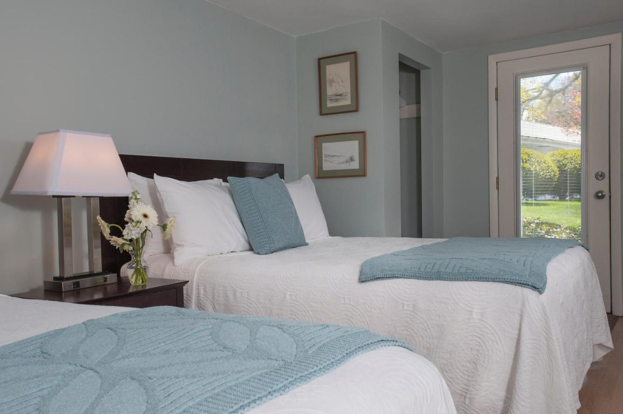 | Chatham Seafarer Inn