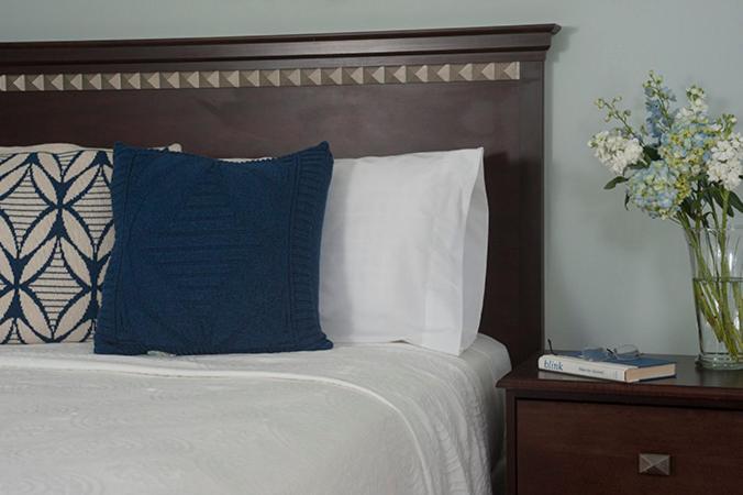| Chatham Seafarer Inn