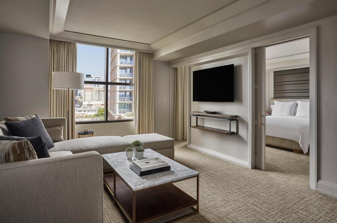 City View Four Seasons Executive Suite at Four Seasons Hotel Austin