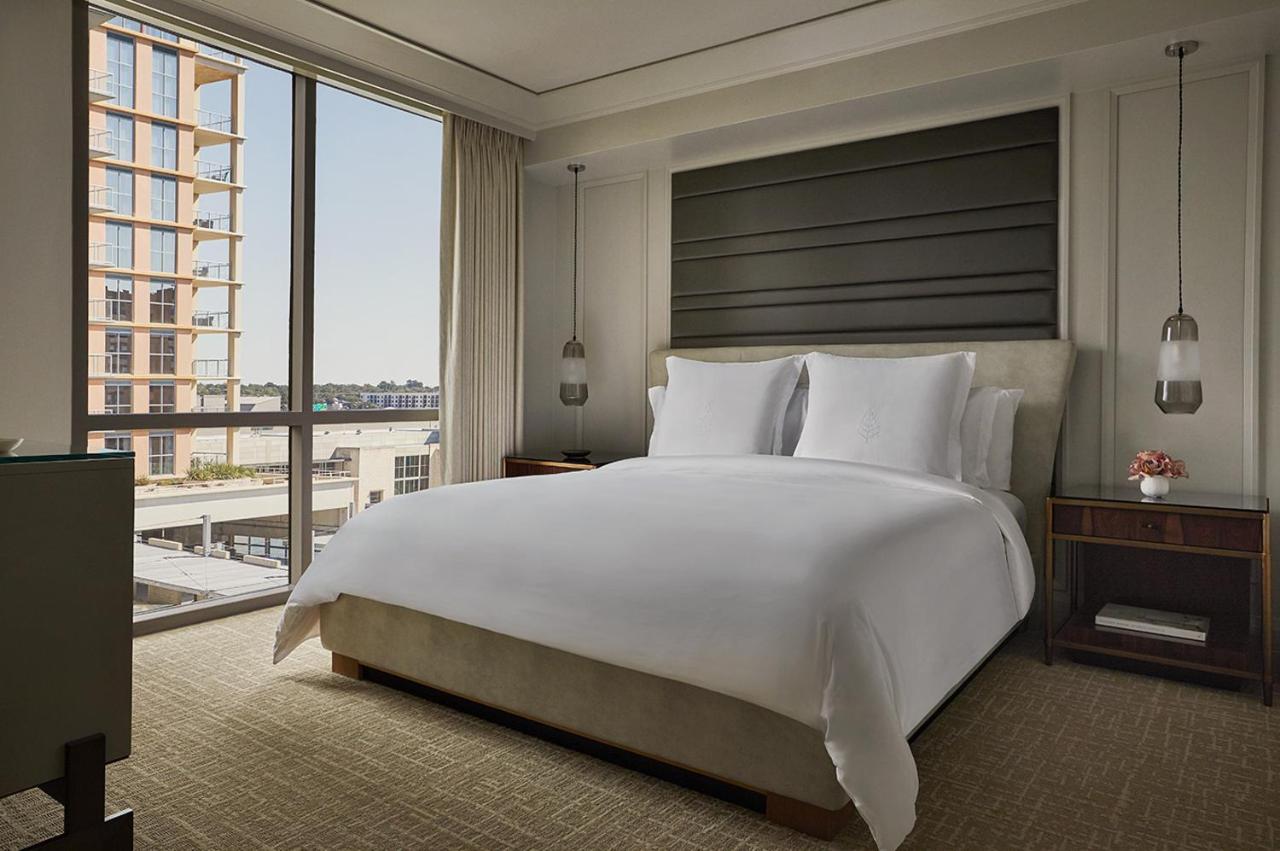 City View Four Seasons Executive Suite at Four Seasons Hotel Austin