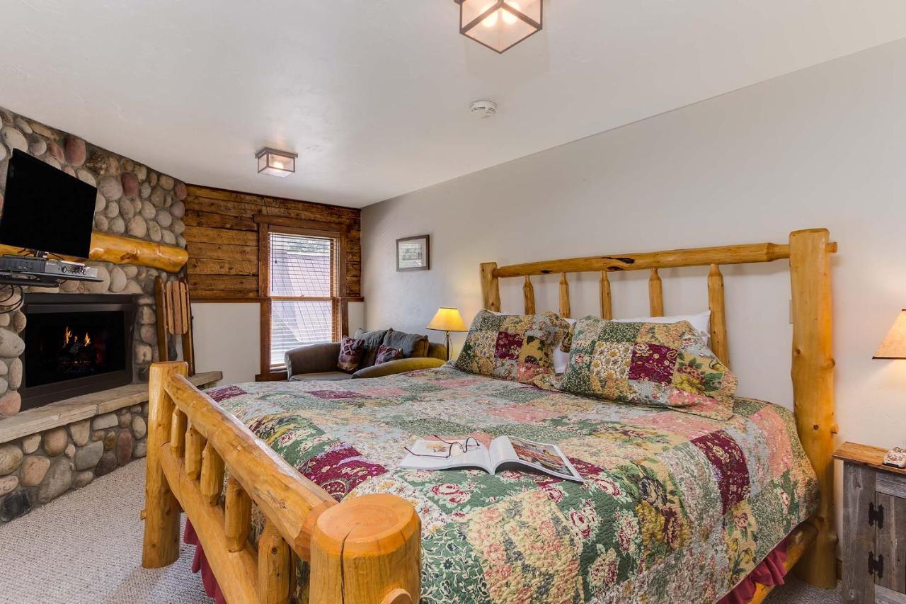 | Minturn Inn