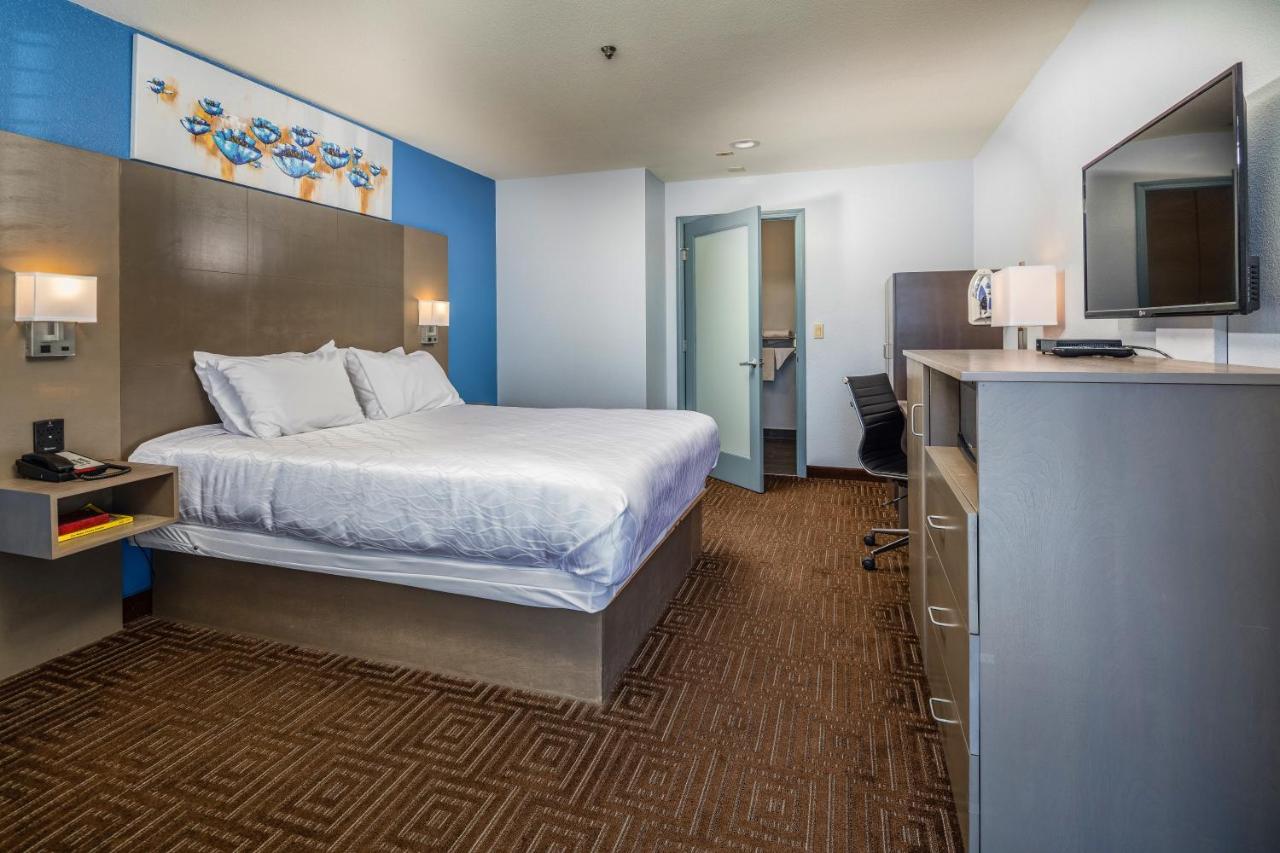 | Silicon Valley Inn