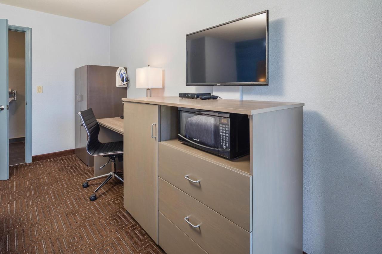 | Silicon Valley Inn