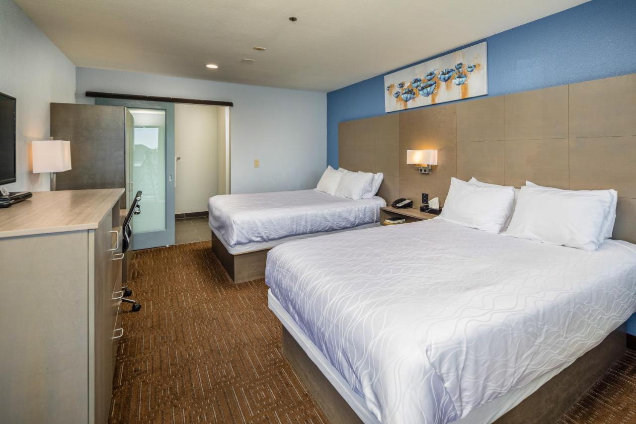 | Silicon Valley Inn