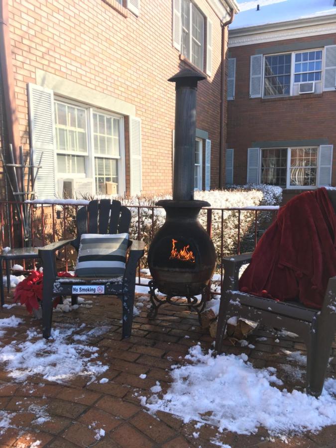 | Colts Neck Inn Hotel