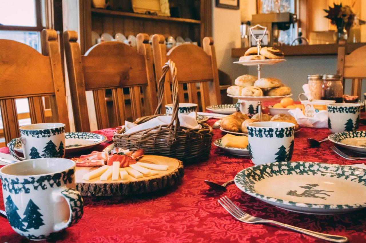 | Minturn Inn