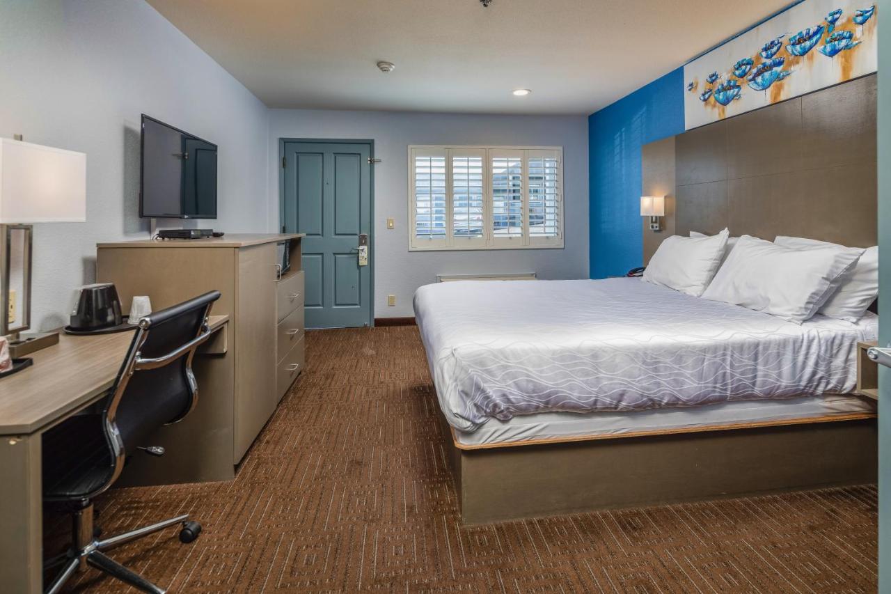 | Silicon Valley Inn