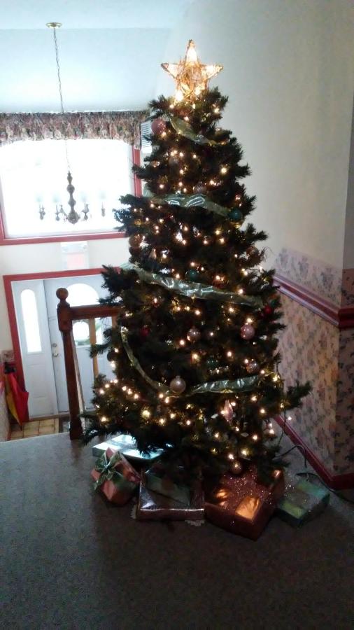 | West Ridge Bed & Breakfast