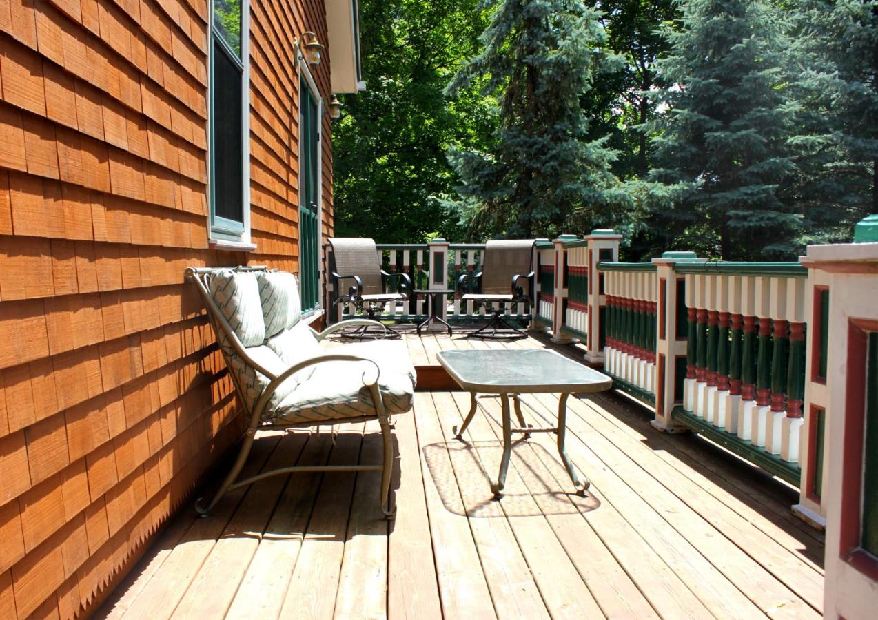 | Himelhoch Bed & Breakfast