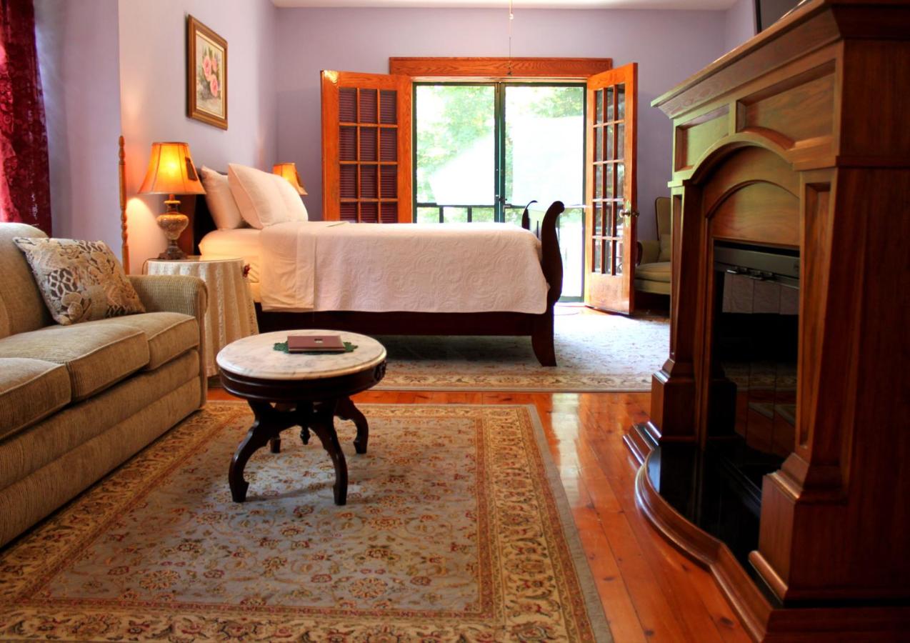 | Himelhoch Bed & Breakfast
