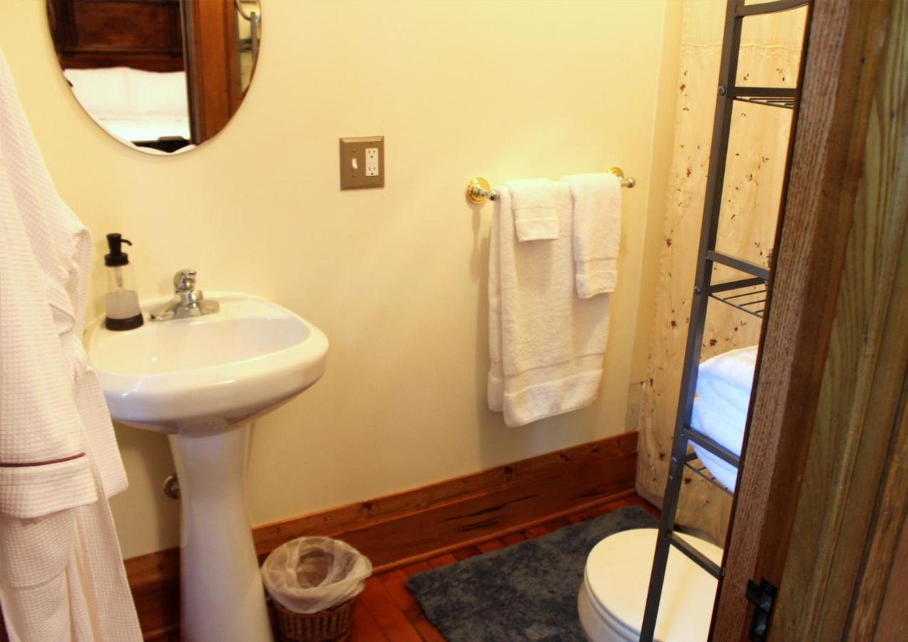 | Himelhoch Bed & Breakfast