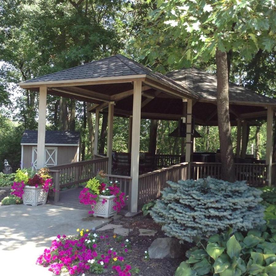 | Mill Creek Gardens