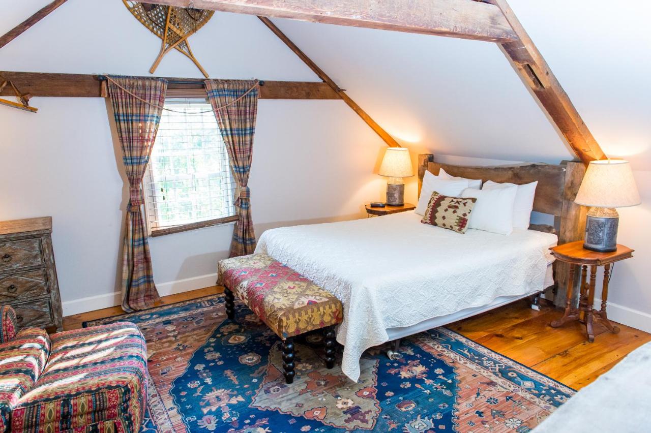 | Three Chimneys Inn