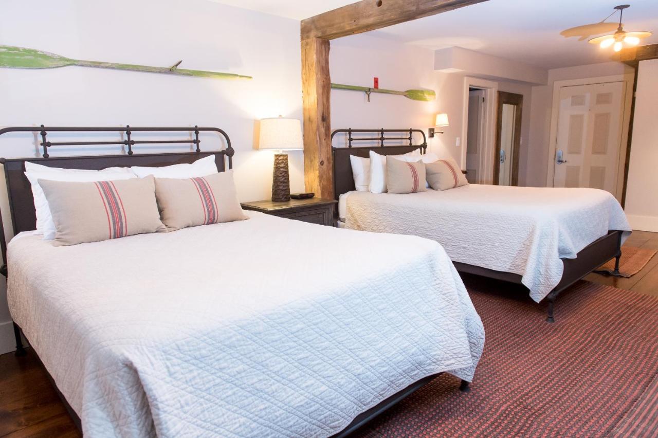 | Three Chimneys Inn