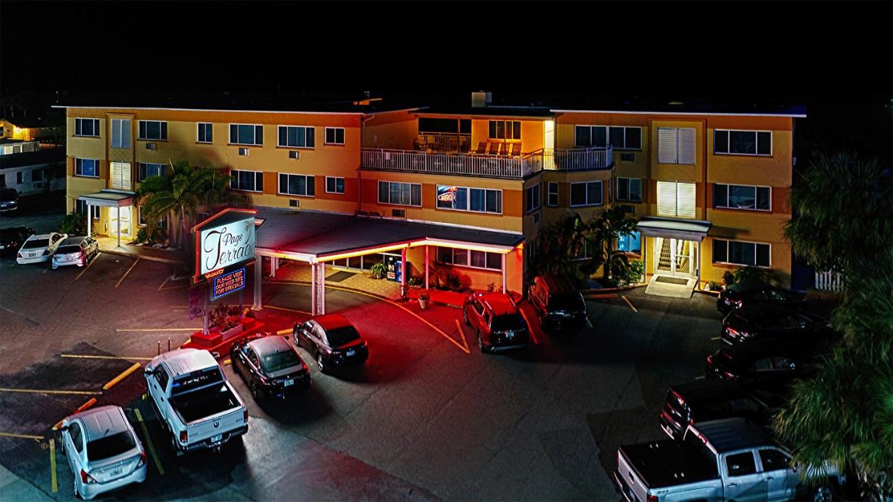 | Page Terrace Beachfront Hotel