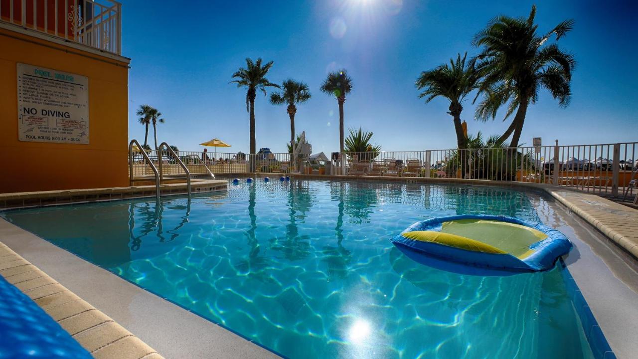 | Page Terrace Beachfront Hotel